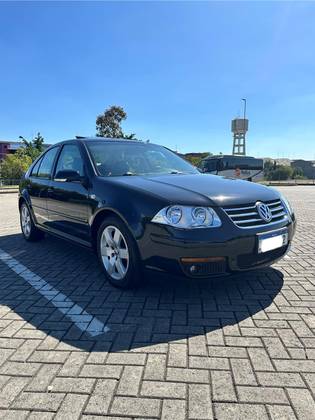 VOLKSWAGEN BORA 2.0 MI 8V GASOLINA 4P MANUAL